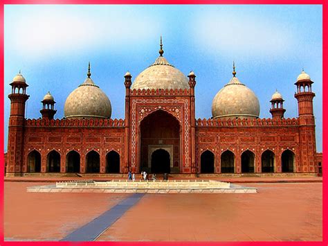 Spreebird: Badshahi Mosque(Lahore- Pakistan)