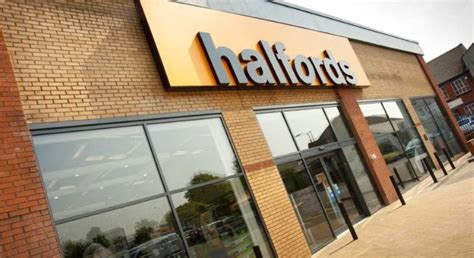 Halfords finally do the right thing with £2.99 delivery to Moray ...