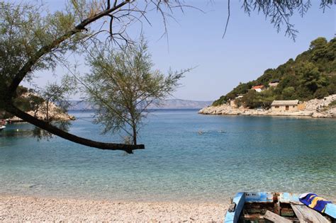 12 Best Beaches In Hvar, Croatia 2023 | Drink Tea & Travel