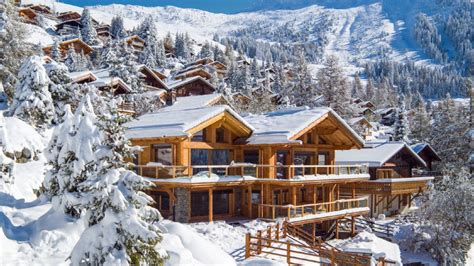 5 Standout Ski Chalets for the Winter Vacation of Your Dreams