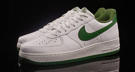 Nike Air Force 1 Low "Lucky Green" // Available Now | Nice Kicks