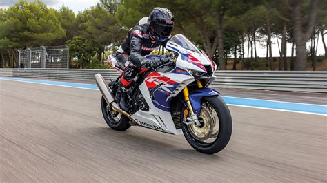 2023 Honda CBR1000RR-R Fireblade SP | Motosiklet Sitesi