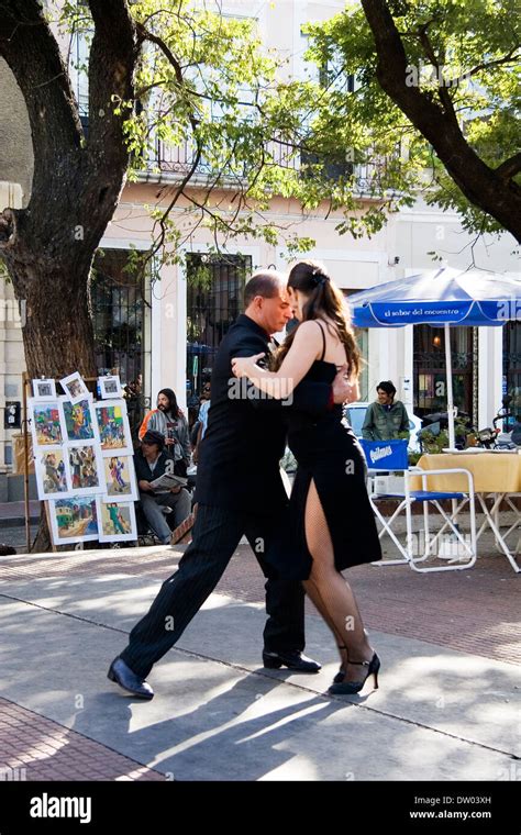 Argentine tango buenos aires hi-res stock photography and images - Alamy