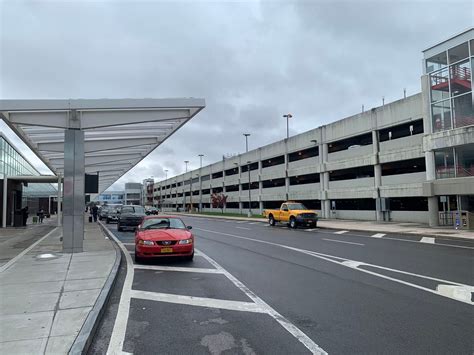 Syracuse airport to build 2,000 parking spaces to ease congestion ...