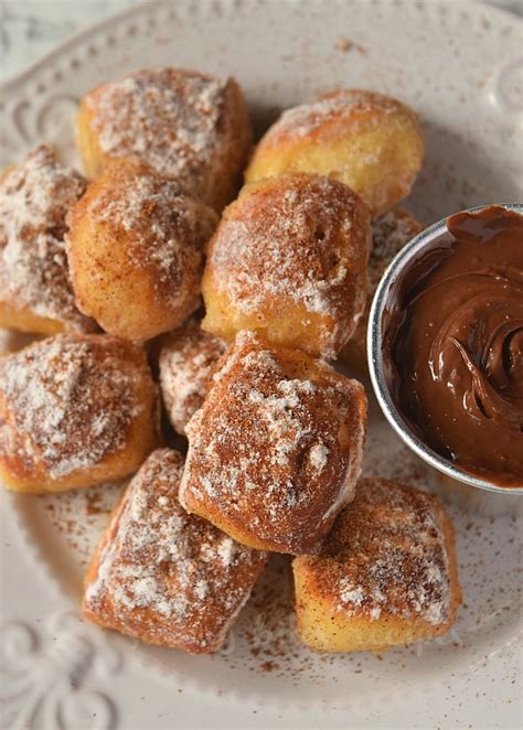 The Ultimate Easy Cinnamon Sugar Pretzels | Savory Bites Recipes - A ...