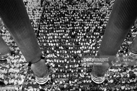 202 Istiqlal Great Mosque Jakarta Stock Photos, High-Res Pictures, and ...