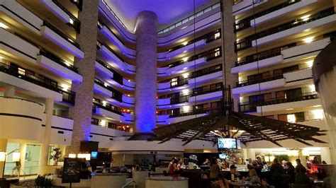 Embassy Suites by Hilton Orlando International Drive ICON Park (C̶ ...