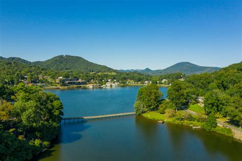 Spring Mountain Lake Getaways - Lake Junaluska Conference & Retreat Center