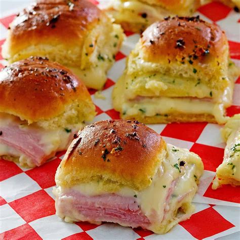 Recipe For Ham And Cheese Sliders With Hawaiian Rolls | Deporecipe.co