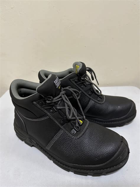 Anti-slip / Safety shoes, Men's Fashion, Footwear, Boots on Carousell