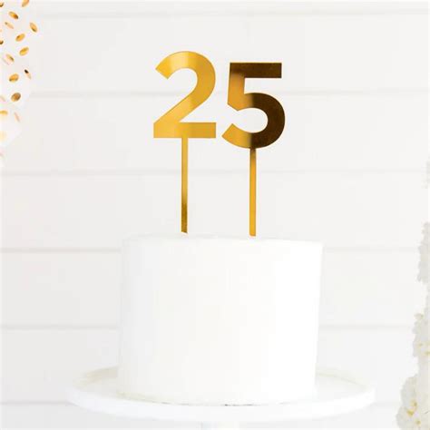 GOLD ACRYLIC NUMBER CAKE TOPPER – CONFETTIMYPARTY