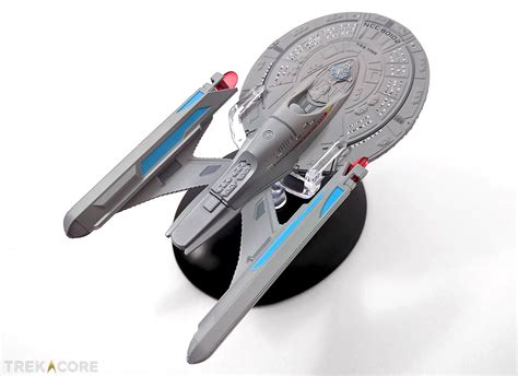 REVIEW: Eaglemoss' U.S.S. Titan Starship Model • TrekCore.com