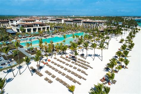 Winter vacation get away. - Review of Lopesan Costa Bavaro Resort, Spa ...