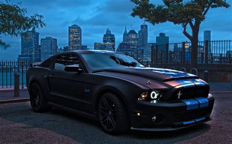 Ford Mustang HD Wallpaper - Sleek Black Beauty