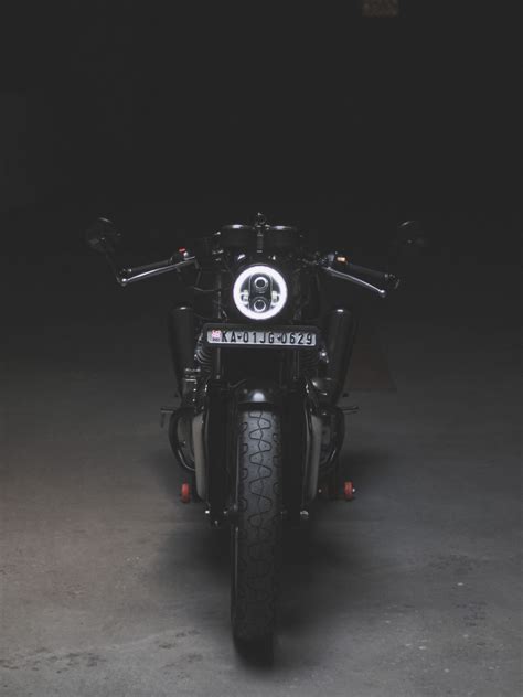 Continental GT 650 wallpaper | Royal enfield, Royal enfield wallpapers ...