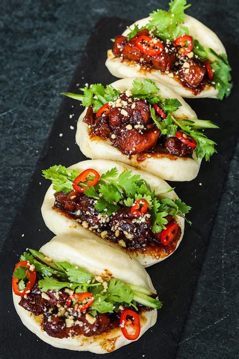 The BEST Gua Bao Pork Belly Steamed Bun Recipe & Video - Seonkyoung ...