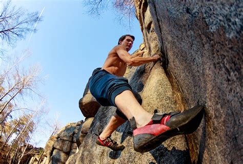 The 9 Best Bouldering Shoes (2023 Buying Guide)