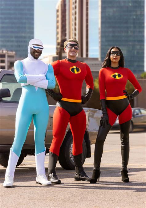 Disney and Pixar The Incredibles Deluxe Frozone Costume for Men ...