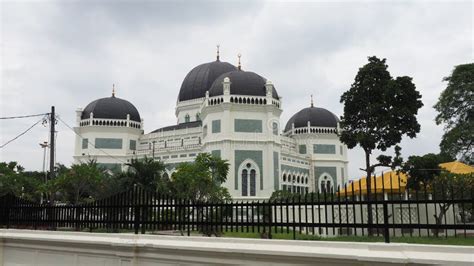 MEDAN, INDONESIA - SEPTEMBER 19,2017: Masjid Raya Al Mashun is a Mosque ...