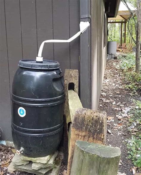 Your guide to the best rainwater downspout diverters, different types ...