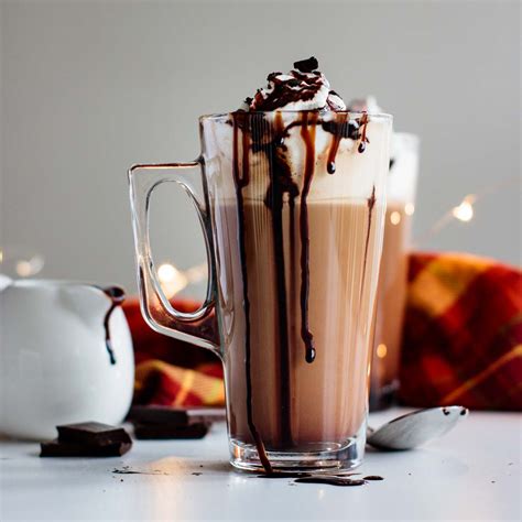 Starbucks Mocha Latte (Copycat Recipe) – Milk and Pop