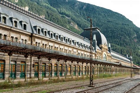 Last stop: stunning photos of abandoned train stations around the world ...