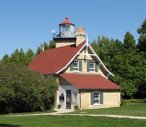 Eagle Bluff Light, Door County, Wisconsin - Travel Photos by Galen R ...