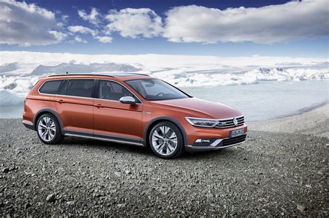 New-Passat-Alltrack-2.jpg