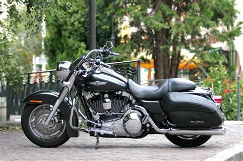 Harley-Davidson Harley-Davidson Electra Glide Road King Classic - Moto ...