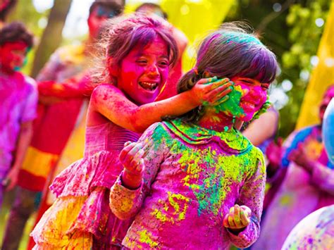 Science And Story Behind Holi | The Festival Of Colors | Glorious Himalaya