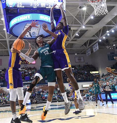 UNCW basketball: What to know as Seahawks host nationally ranked ...