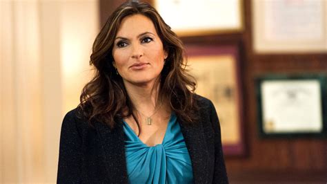 3 Reasons Olivia Benson is the Heart of 'Law and Order: SVU' - Newsweek