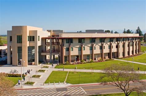 Top 10 Dorms at CSU Fresno - OneClass Blog