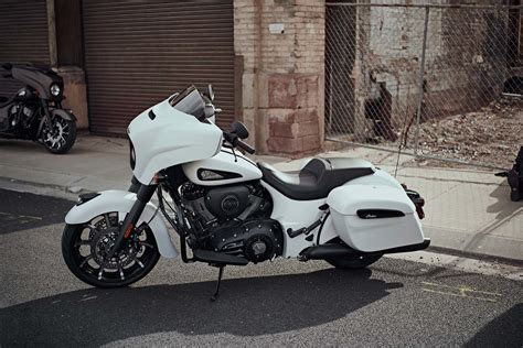 2019 Indian Chieftain Dark Horse Guide • Total Motorcycle