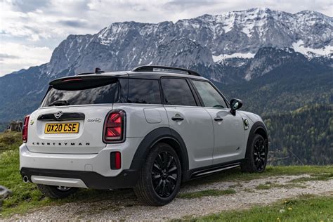 First Videos for the Refreshed 2021 MINI Countryman Are Here - MotoringFile