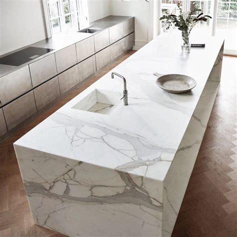 33 Stunning Marble Room Decor Ideas - MAGZHOUSE