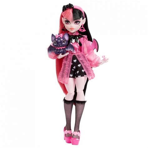 Buy Monster High 2022 Draculaura doll | Monster High Dolls UK ...