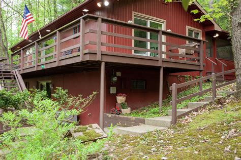 Cabin: Hot Tub, Grill, Lake, Trails - Hipcamp in Mount Gretna, Pennsylvania