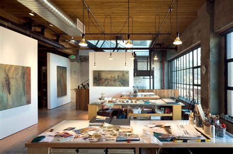 Artist’s Studio: A Former Warehouse with Contemporary Interior and ...