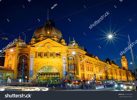 Flinders St Station Night Stock Photo 411676318 | Shutterstock