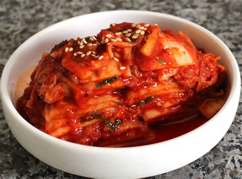 Traditional napa cabbage kimchi recipe - Maangchi.com