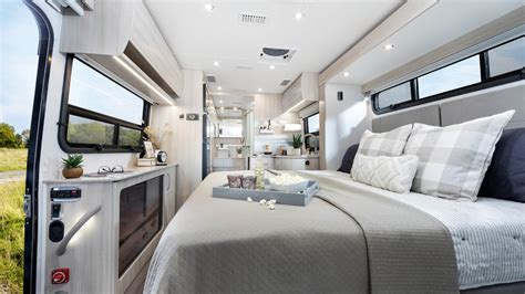 7 Best RVs With Murphy Beds - Getaway Couple