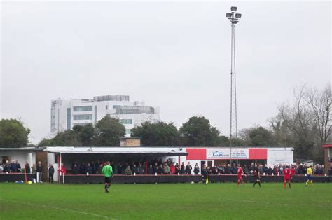 Football Grounds visited by Richard Bysouth: Bracknell Town FC