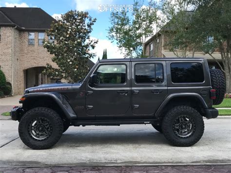 2019 Jeep Wrangler Wheel Offset Aggressive > 1" Outside Fender ...