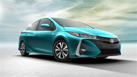 2025 Toyota Prius Phev - Betty Chelsey