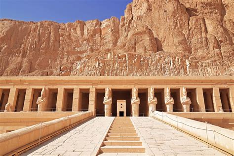 The 5 Top Tourist Attractions in Egypt | Literary Tours in Egypt