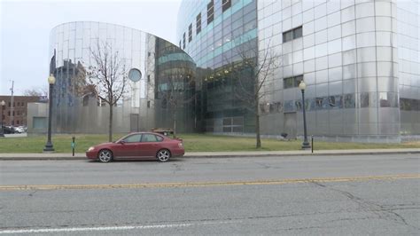 Protest planned for Monday over Indianapolis library leadership | wthr.com