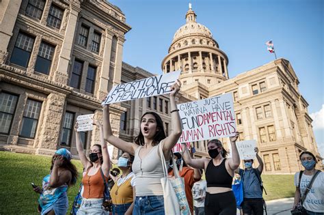 A federal judge considers an emergency request to block Texas' abortion ...