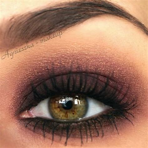 plum eyeshadow - eniGma Magazine