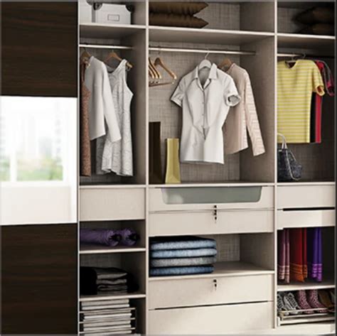 Spacewood Wardrobes at best price in Nagpur by Spacewood Furnishers Pvt ...